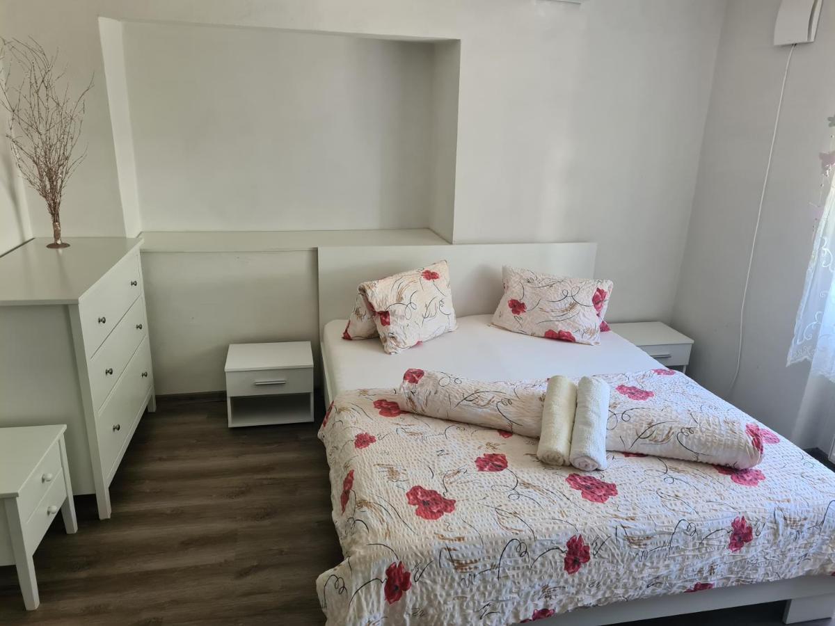 Apartmany St. Maria Staré Hory Eksteriør bilde