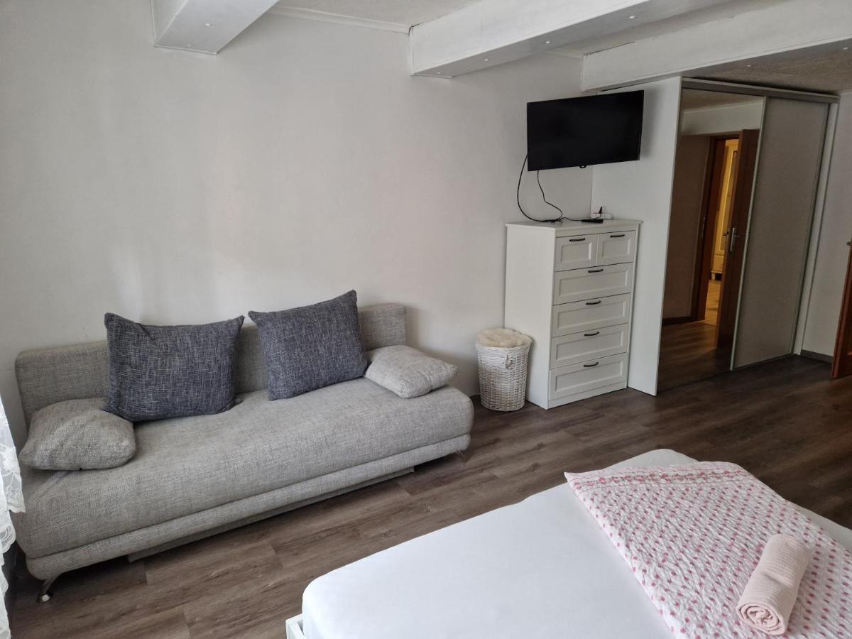Apartmany St. Maria Staré Hory Eksteriør bilde